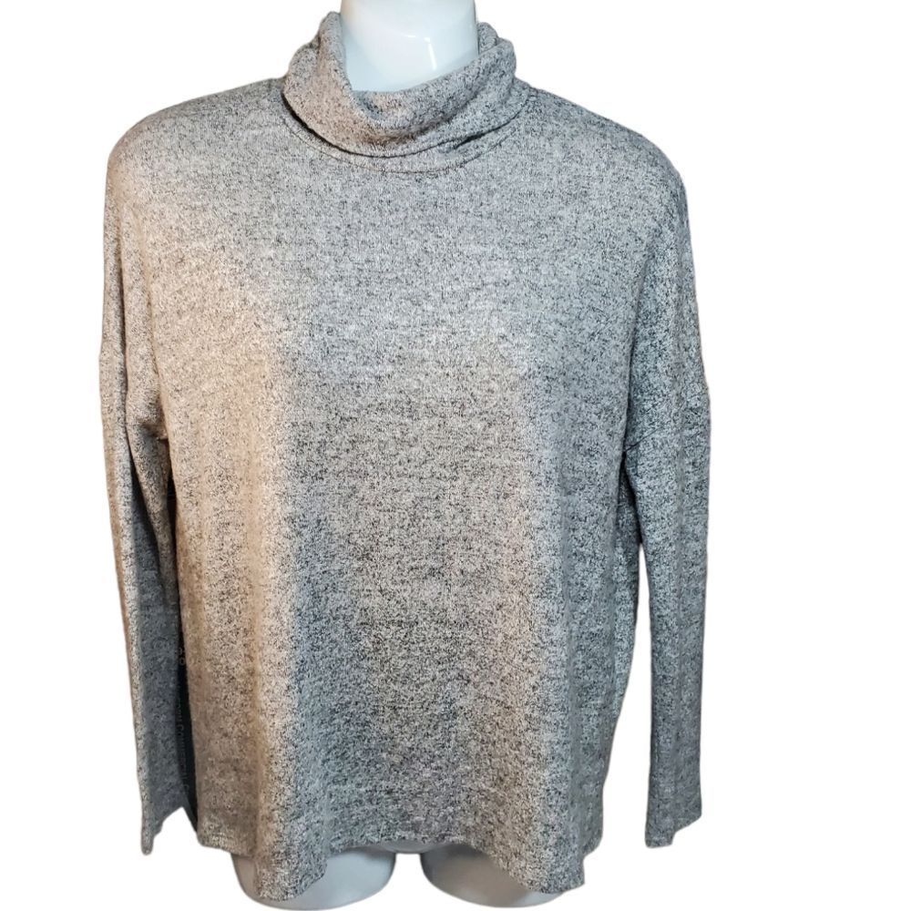 NEW AQUA BLOOMINGDALES soft turtleneck XS